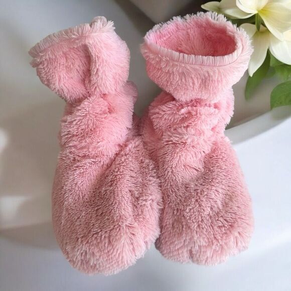 Microwavable Heated Slipper Booties Soothing Aromatherapy Cozy Pink Plush Furry - Picture 2 of 8